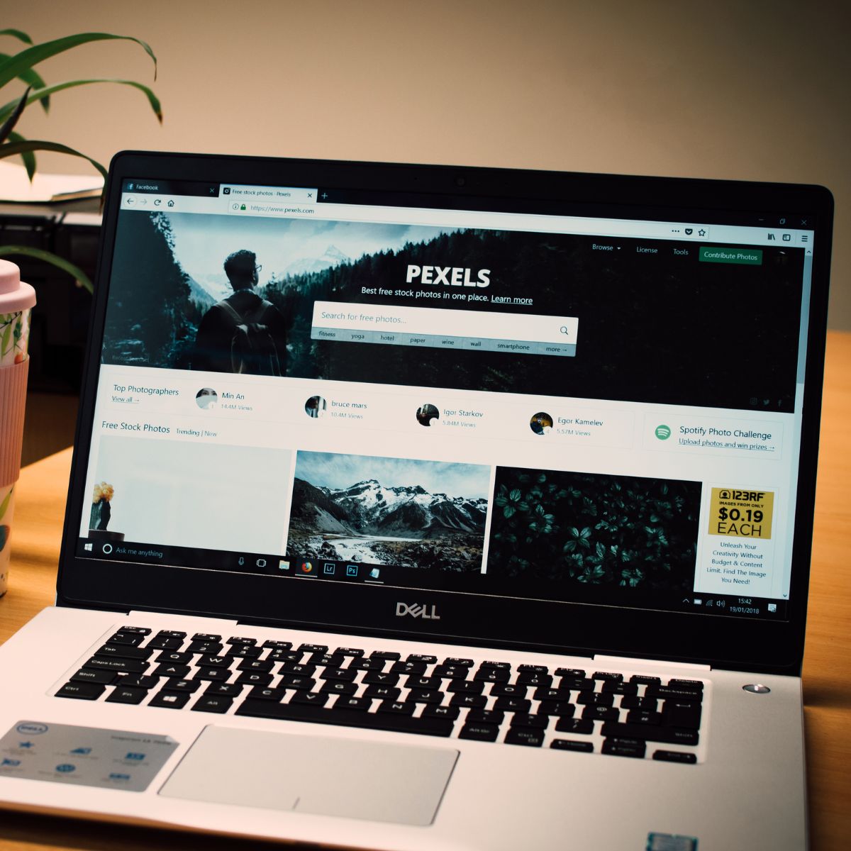 Web Applications service image